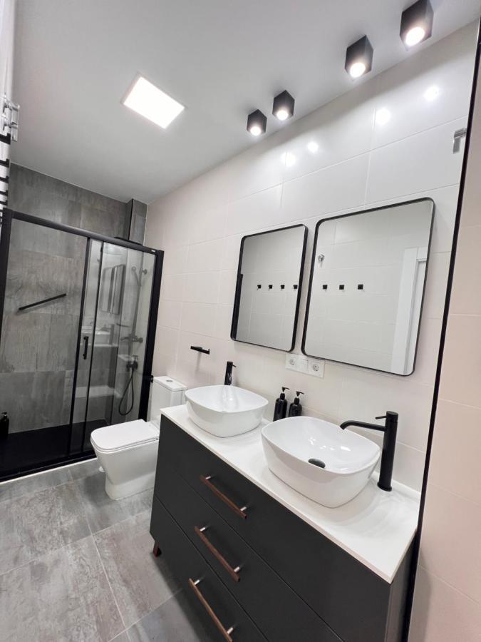 Centro Historico Especial Grupos Parking Gratis Picasso 01-3D Apartment Malaga Exterior photo